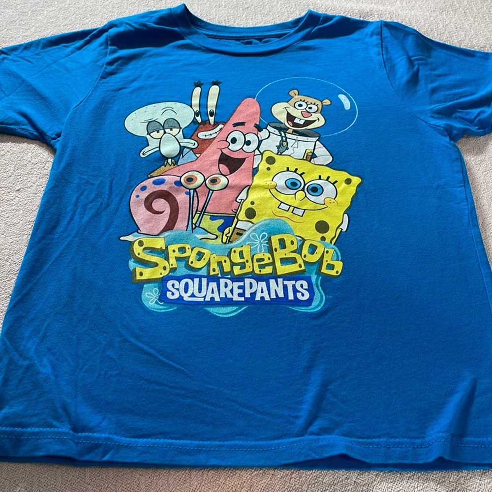 UNIVERSAL STUDIOS “SPONGEBOB SQUAREPANTS” t-shirt. Youth M. Brand new condition.